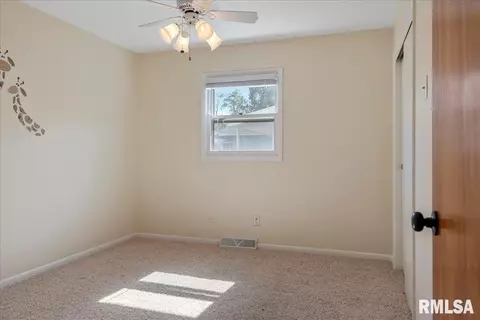37 Coachlight Ct, Springfield, IL 62703 photo 18