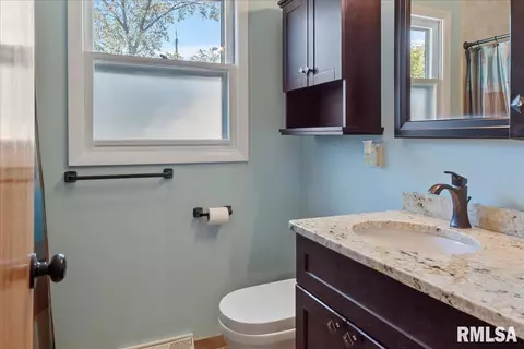 37 Coachlight Ct, Springfield, IL 62703 photo 15