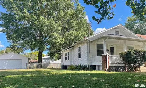 2624 S 8th St, Springfield, IL 62703 photo 3
