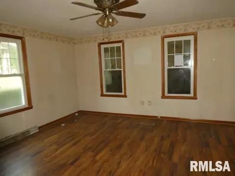 1147 N 7th St, Springfield, IL 62702 photo 3
