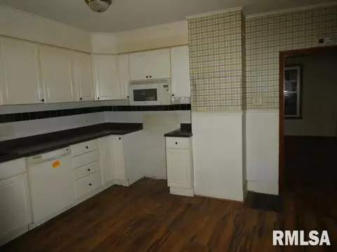 1147 N 7th St, Springfield, IL 62702 photo 5