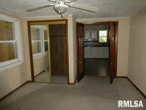1147 N 7th St, Springfield, IL 62702 photo 10