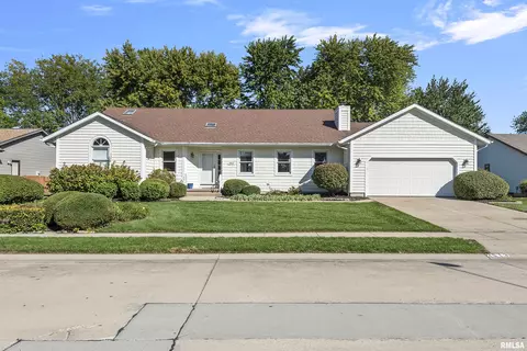 2513 Charlack Ave, Springfield, IL 62704