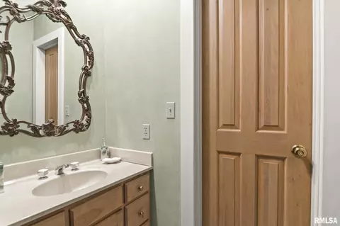 843 Coventry Pt, Springfield, IL 62702 photo 48