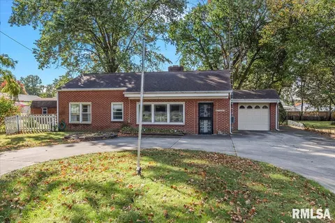 2306 W Jefferson St, Springfield, IL 62702