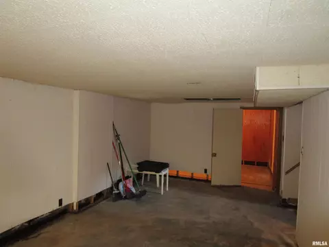 1244 Mossman Ave, Springfield, IL 62702 photo 78