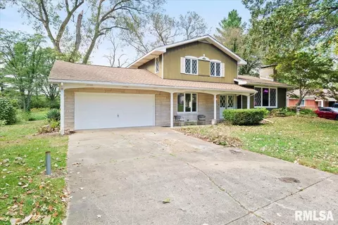 97 Greencastle Cir, Springfield, IL 62712 photo 2