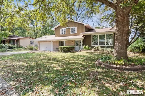 97 Greencastle Cir, Springfield, IL 62712 photo 3