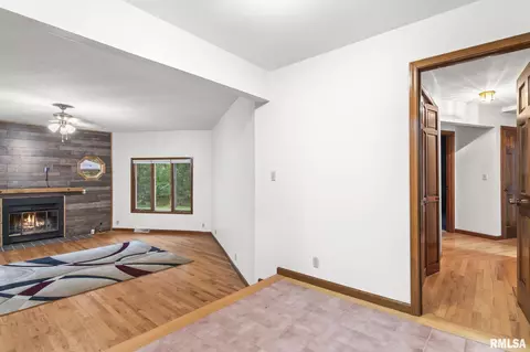 2421 Hazlett Rd, Springfield, IL 62707 photo 7