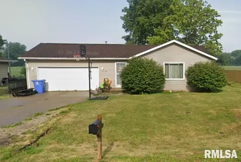503 Rainbow Dr, Athens, IL 62613