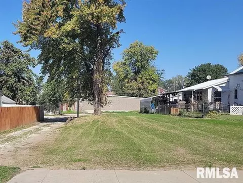 621 Ohio St, Quincy, IL 62301