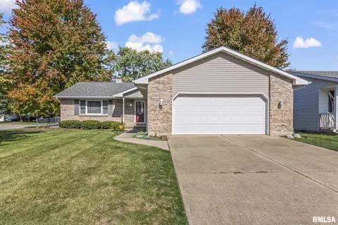 2901 Dunwich Ave, Springfield, IL 62702