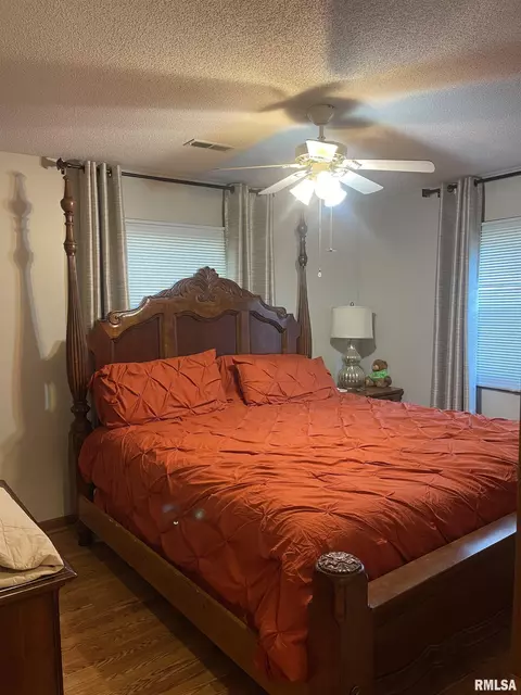 2913 Stokebridge Rd, Springfield, IL 62702 photo 7