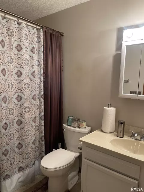 2913 Stokebridge Rd, Springfield, IL 62702 photo 10
