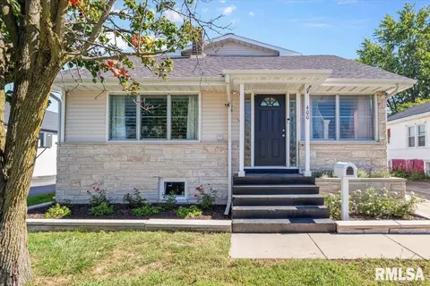 400 N Shumway St, Taylorville, IL 62568