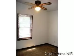 217 S State, Springfield, IL 62704 photo 4