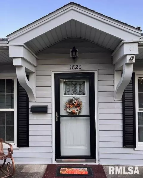 1820 S Park Ave, Springfield, IL 62704 photo 2