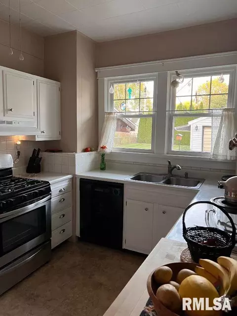 1820 S Park Ave, Springfield, IL 62704 photo 28