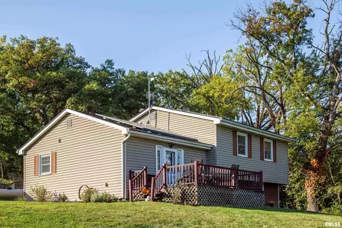 22315 W Troxell Rd, Princeville, IL 61559