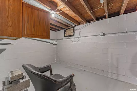 612 S Pine St, Delavan, IL 61734 photo 16