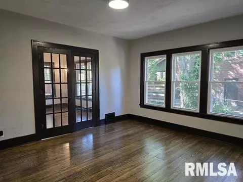 709 S Randolph St, Macomb, IL 61455 photo 11