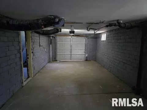 709 S Randolph St, Macomb, IL 61455 photo 15