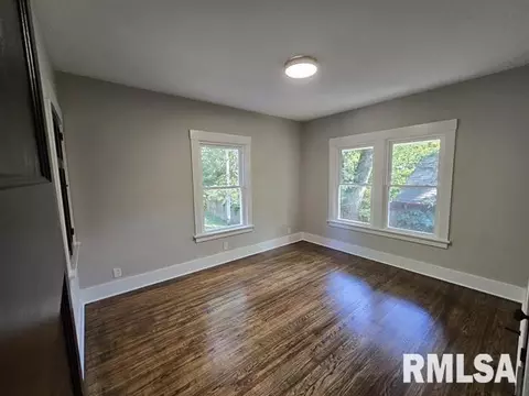 709 S Randolph St, Macomb, IL 61455 photo 9