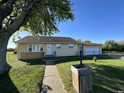 463 Morgan St, Waverly, IL 62692