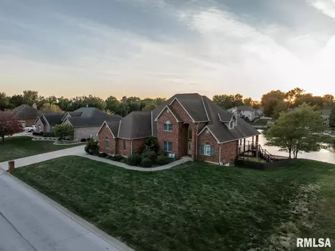 3011 Genevieve Dr, Quincy, IL 62305