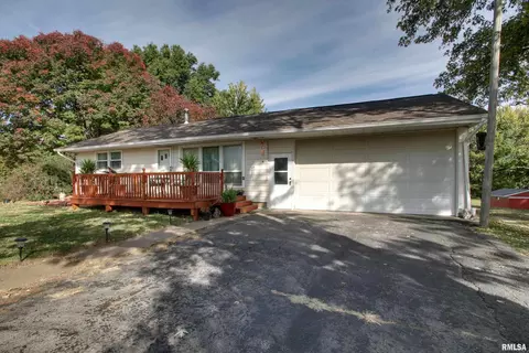 1235 Koetters Ln, Quincy, IL 62305