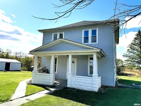 5480 N Sand Branch Rd, Ipava, IL 61441
