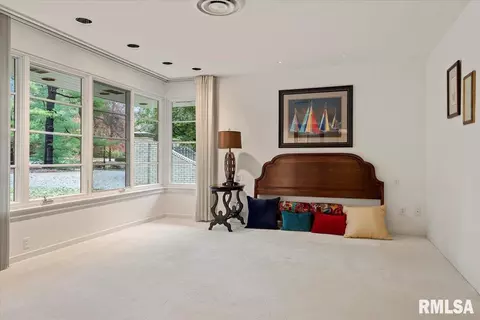 Bedroom - 2170 Wiggins Ave, Springfield, IL 62704 photo 3 of 9