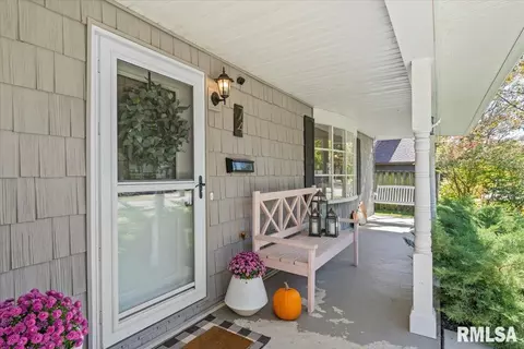 74 Golf Rd, Springfield, IL 62704 photo 4