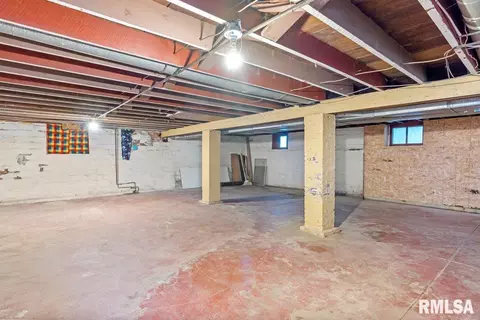 Other - 2069 N 8th St, Springfield, IL 62702 photo 4 of 4