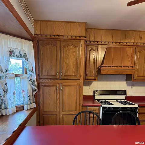 37 Melody Ln, Springfield, IL 62702 photo 8