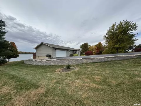 116 Kramer Rd, Avon, IL 61415 photo 5