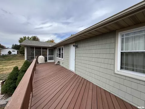 116 Kramer Rd, Avon, IL 61415 photo 8