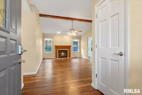 Entry Way - 3113 Superior Dr, Springfield, IL 62707 photo 1 of 5