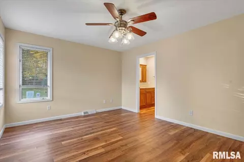Bedroom - 3113 Superior Dr, Springfield, IL 62707 photo 3 of 5