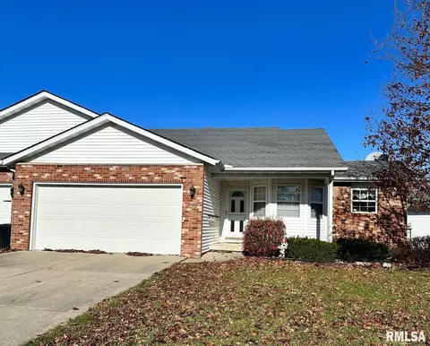 2409 Cormorant Dr, Springfield, IL 62711