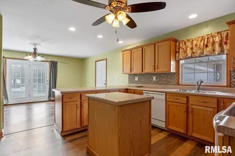 1504 Daylily Pl, Springfield, IL 62712 photo 8