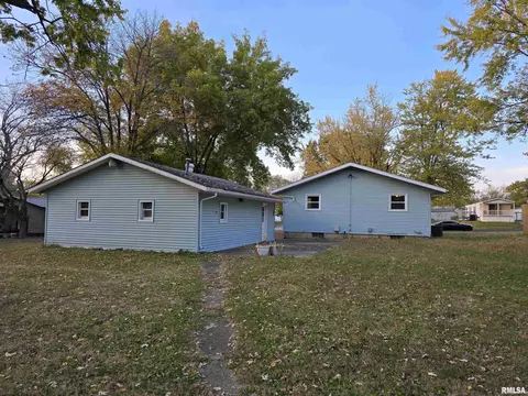 936 E Kinzie St, Riverton, IL 62561 photo 30