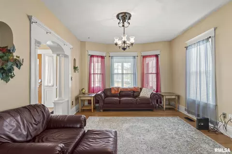 800 S Park Ave, Springfield, IL 62704 photo 11