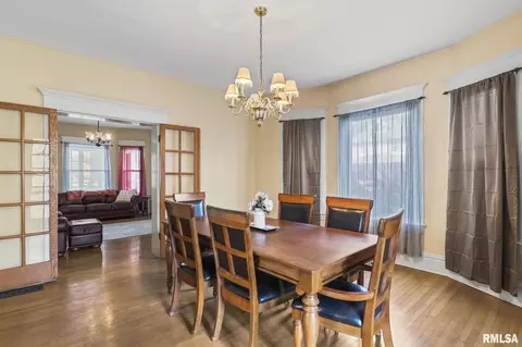 800 S Park Ave, Springfield, IL 62704 photo 19