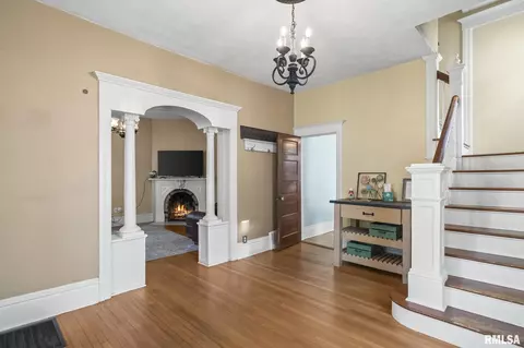 800 S Park Ave, Springfield, IL 62704 photo 6