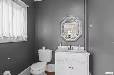 800 S Park Ave, Springfield, IL 62704 photo 20
