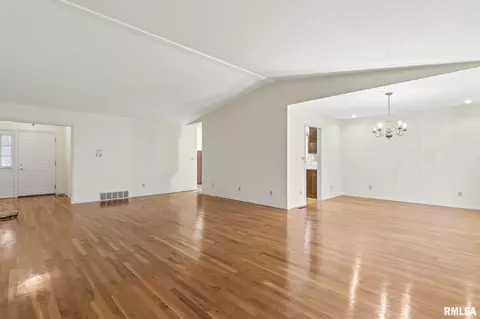 13 Turnberry Pl, Springfield, IL 62704 photo 7
