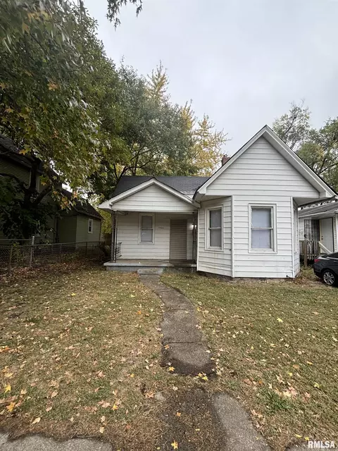 1004 S 13th St, Springfield, IL 62703