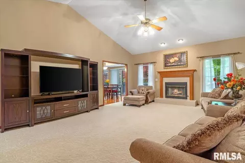5017 Blackwolf Rd, Springfield, IL 62711 photo 6