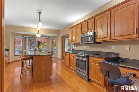 5017 Blackwolf Rd, Springfield, IL 62711 photo 9
